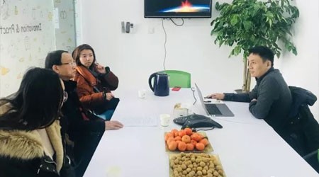 The President of Shanghai Industrial Design Association Visited 90GOFUN Office