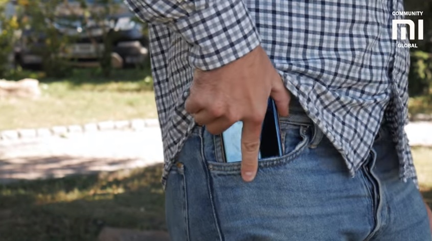 Xiaomi Mi Note 3 In the Pocket